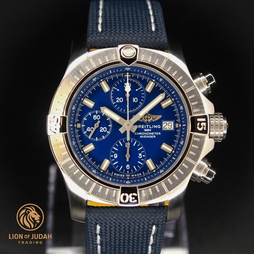 2024 Full Set Mint Condition Breitling Avenger 43 Chronograph Blue A13385101C1X1