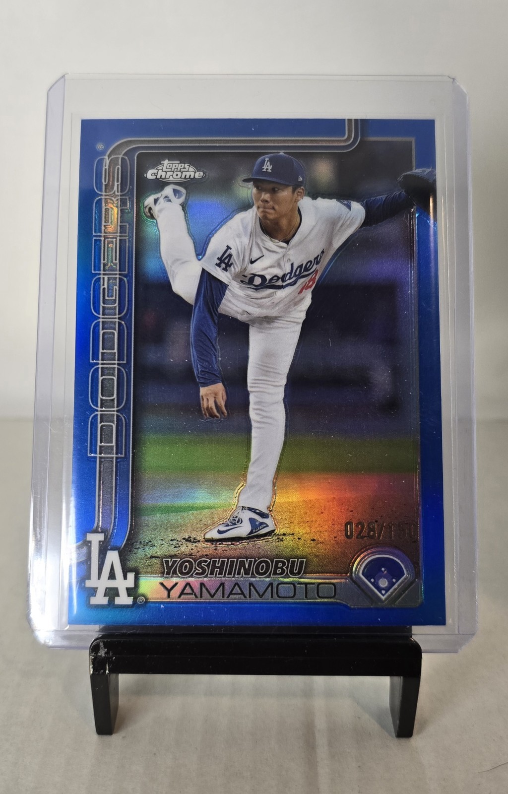 2025 Topps Chrome - Yoshinobu Yamamoto Blue Refractor 28/150 #179 Color Match