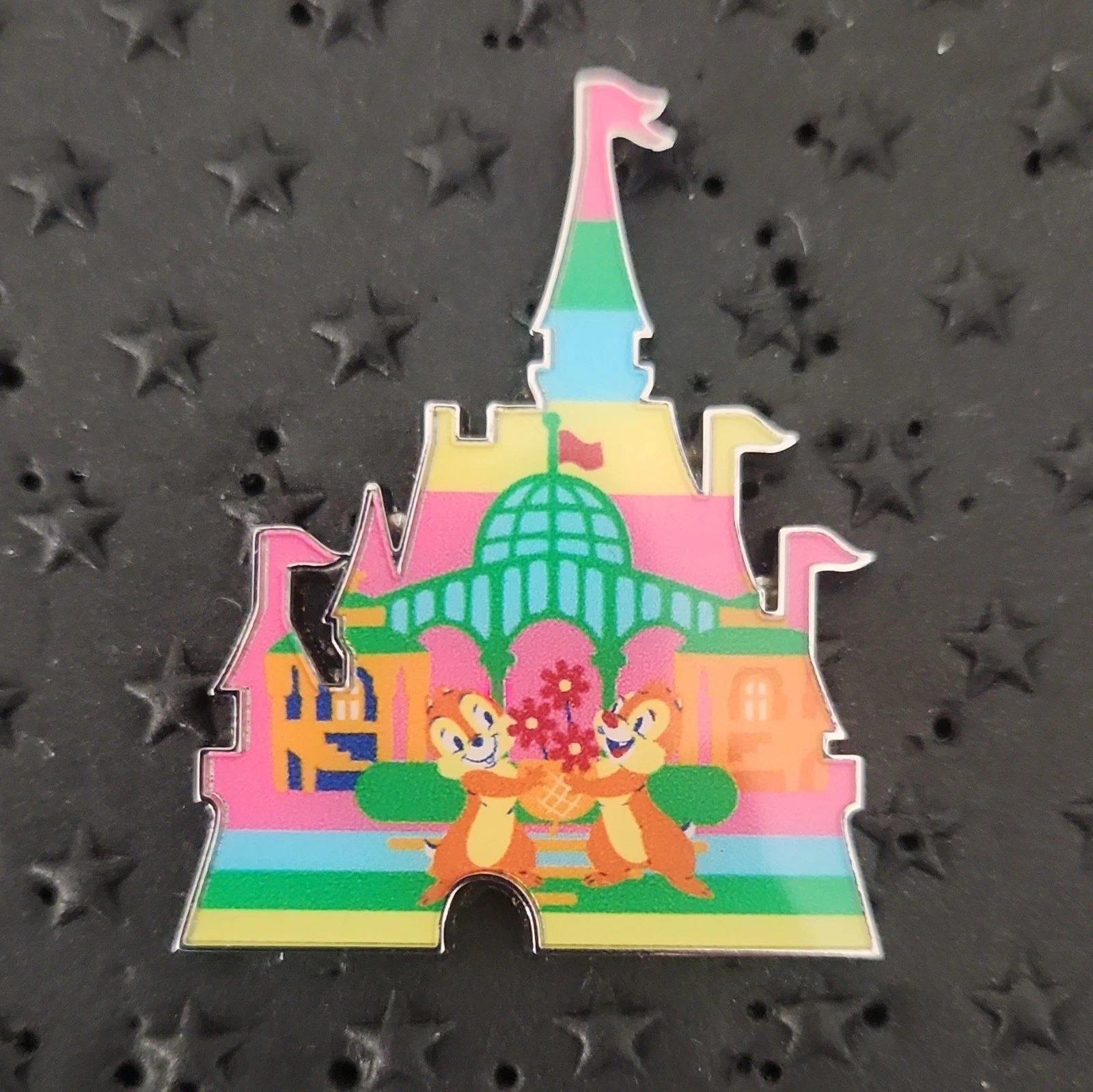 Disney Tokyo Disney Resort Chip & Dale Rainbow Castle Single Enamel Pin
