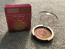 Too Faced Sun Bunny Strawberry Bunny Blushing Bronzer Highlighter NEW Release