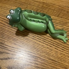 Vintage Frog Relaxing Toothbrush Holder Bathroom Figurine