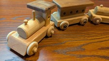 Handmade 4-Piece Wooden Toy Train Set - Montessori Toddler Gift - Natural Wood