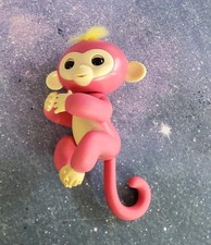 Fingerlings Baby Monkey Hot Pink With Yellow Hair Bella Interactive Friend Toy