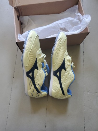 MIZUNO WOMENS TRACK SHOE TEMPO LD LT YELLOW/BLUE W/ SPIKES SZ. 9 - Picture 5 of 10