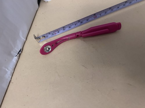 VTG Pink Plastic untested battery powered book clip light unbranded