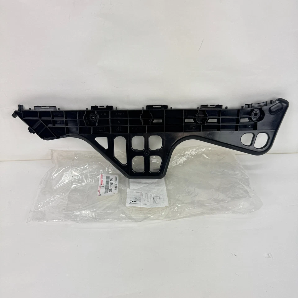 Soporte de parachoques trasero izquierdo retenedor lateral OEM 2012-17 Toyota Prius V 52156-47010 Foto 2 de 4