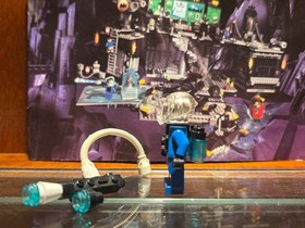 LEGO&reg; Batman 2006 Mr. Freeze Minifigure - From 7783 - Excellent Condition!