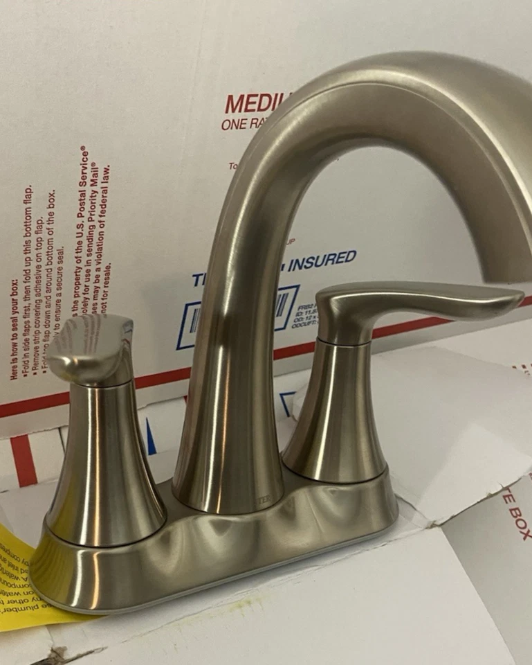 Grifo de baño Pfister Weller LG48-WR0K acabado níquel cepillado nuevo de stock - nuevo caja abierta Foto 3 de 4