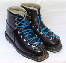 Vintage Europa Cross Country Ski Boots - Man Size 6.5 - 7 - Very Nice