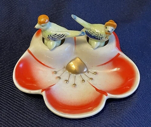 RARE FIND NAPCO Porcelain Japanese Hand Painted Gilt Trinket Dish w Wobble Birds