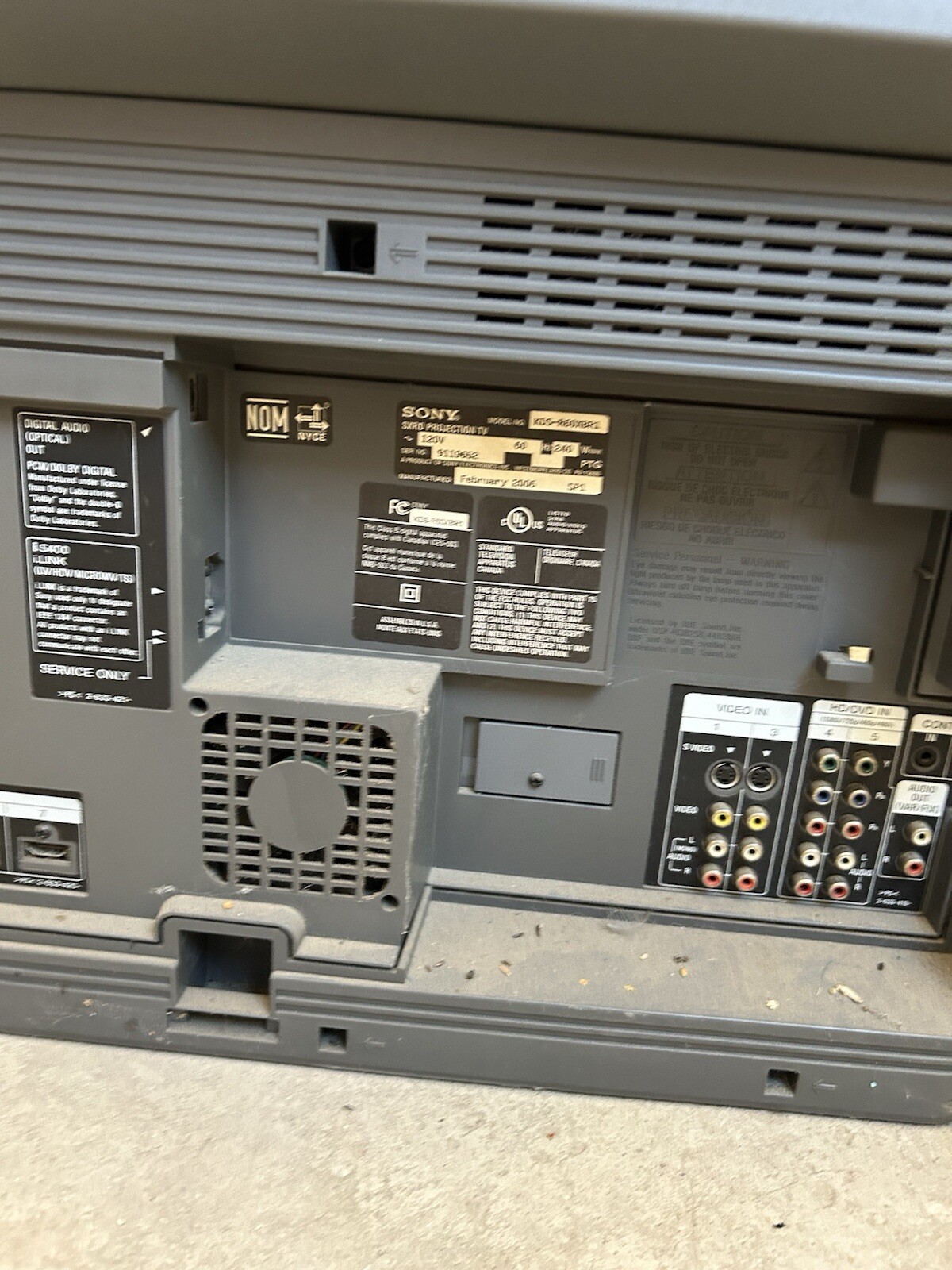 SONY 50" SXRD KDSR50XBR1 Projection TV w/Remote please redescription