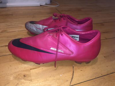 nike mercurial pink 2010