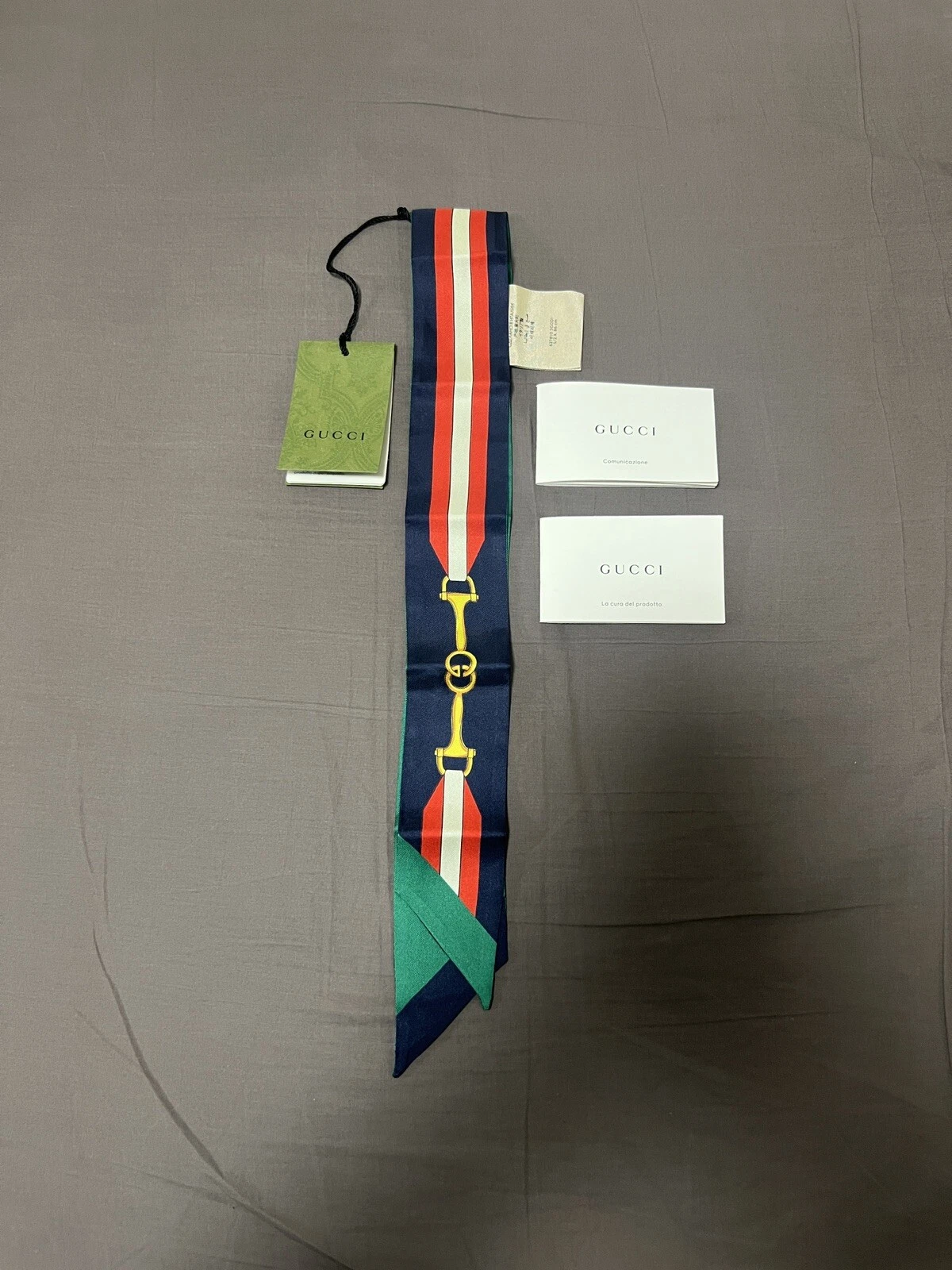 Neuf Gucci foulard cravate bandeau foulard horsebit