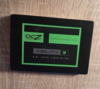 OCZ Agility 2 SSD Series 60GB 2,5'' SATA II neuwertig