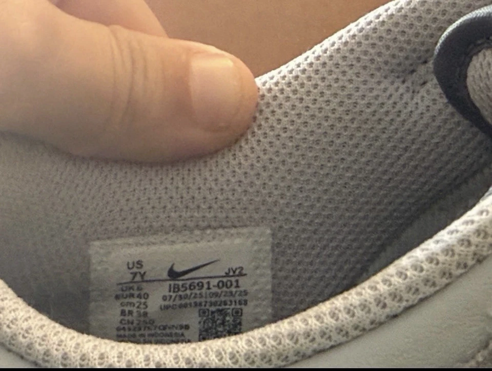 Nike Dunk Low, foto 1 di 5