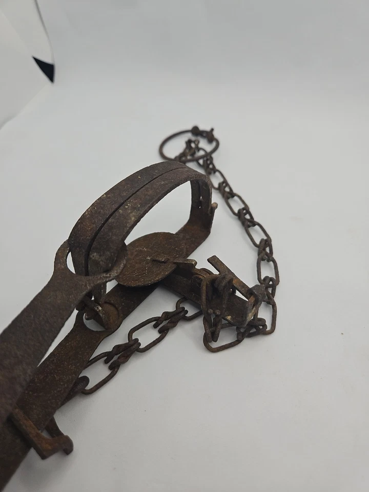 Vintage Rustic Single Long Spring Leg Hold Animal Trap #T22 - Image 2 of 4