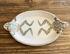 ALLEN & WILLIAMS STUDIO ART POTTERY 12" OVAL PLATTER  FROG HEAD HANDLES SIGNED