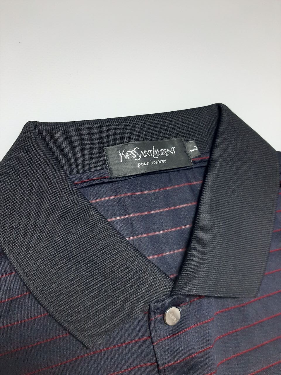 Polo vintage YSL Yves Saint Laurent da uomo a righe in seta taglia L