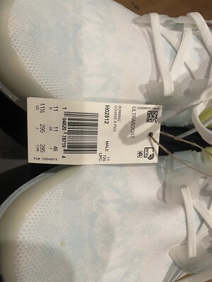 Adidas UltraBoost Men display picture 2