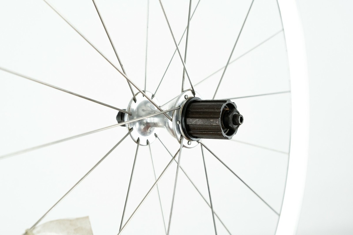 NOS CAMPAGNOLO ZONDA CLINCHER VINTAGE REAR 650c WHEEL 20H HOLES