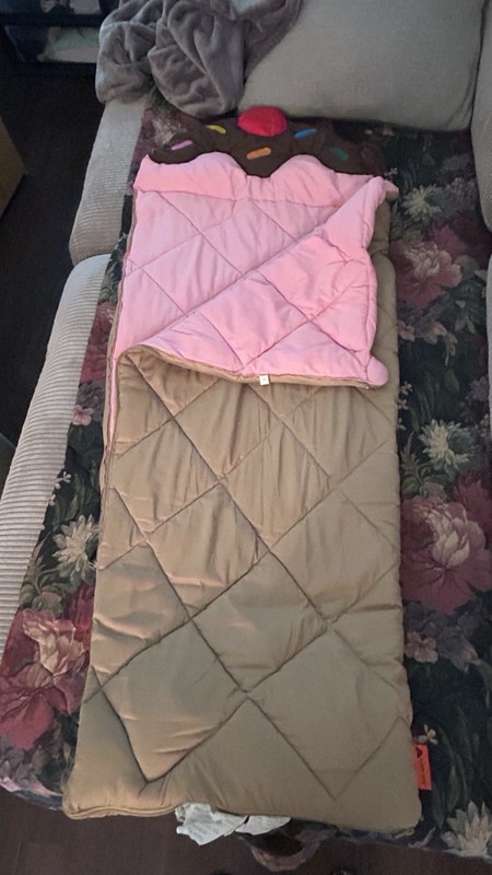Ozark Trail Youth Sleeping Bag Pink/Tan 60x26 100% Polyester Zip Washable