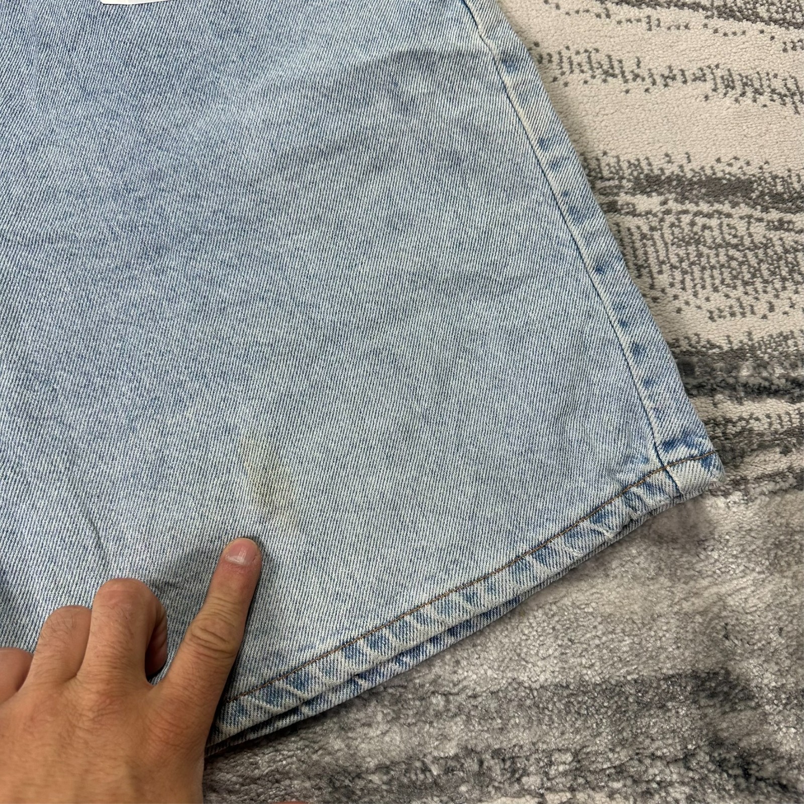 Women's Vintage Levi's 951 2000's Blue Light Wash Relaxed Fit Sz 18 Denim Shorts image 3