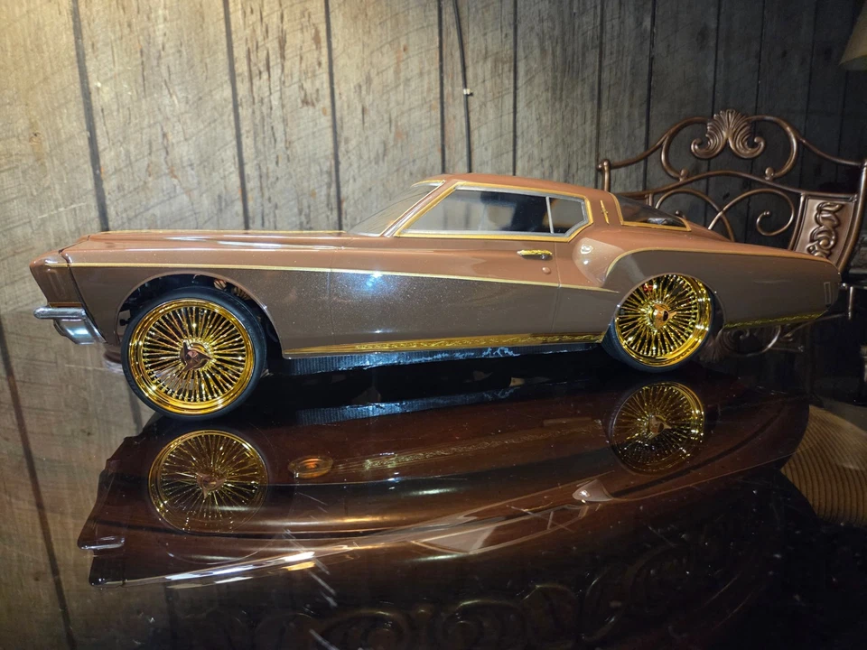 1/10 Buick Riviera Boattail Traxxas - Image 2 of 3