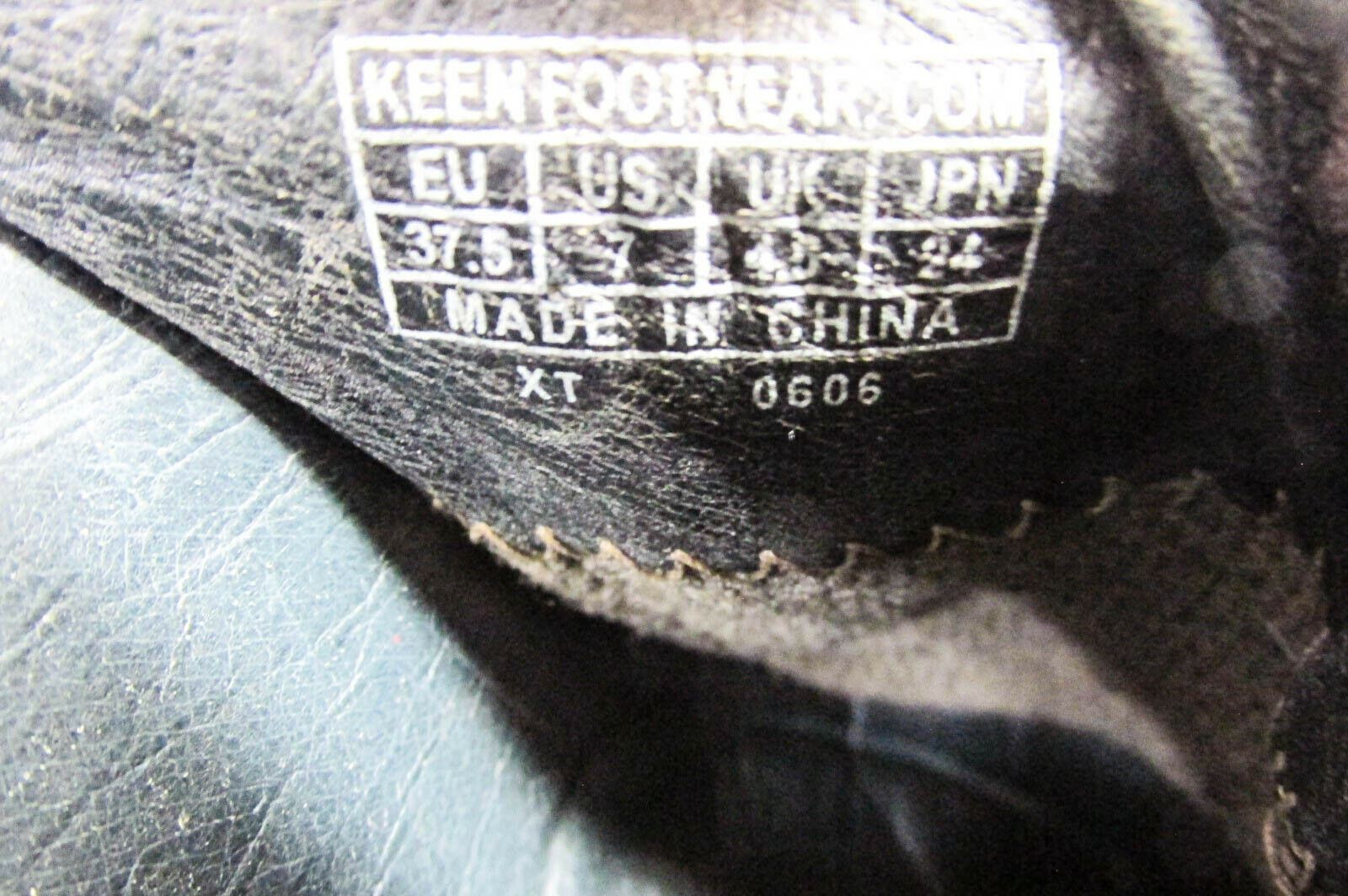 Scarpa donna Keen Madison taglia 7M nera pelle muletto slip on atletica usata qp