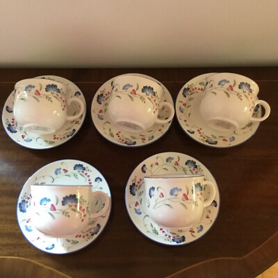 Royal Doulton Expressions Windermere 5 x Tassen & Untertassen ohne Verpackung England Vintage