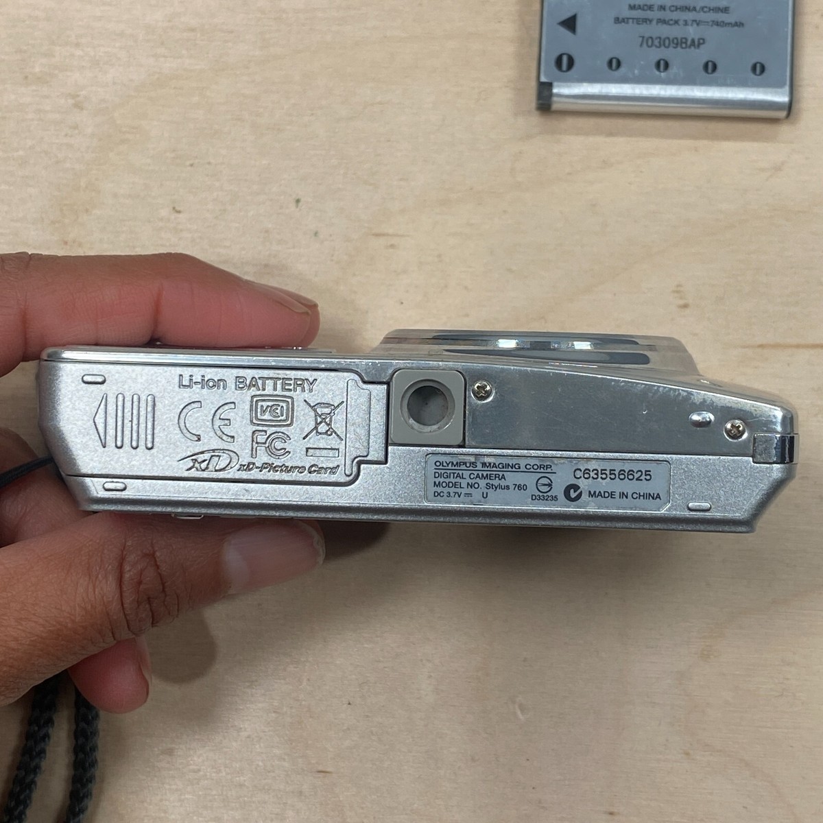 Olympus Stylus 760 7.1MP Digital Camera - Silver for sale Olympus Stylus 760 7.1MP Digital Camera - Silver for sale