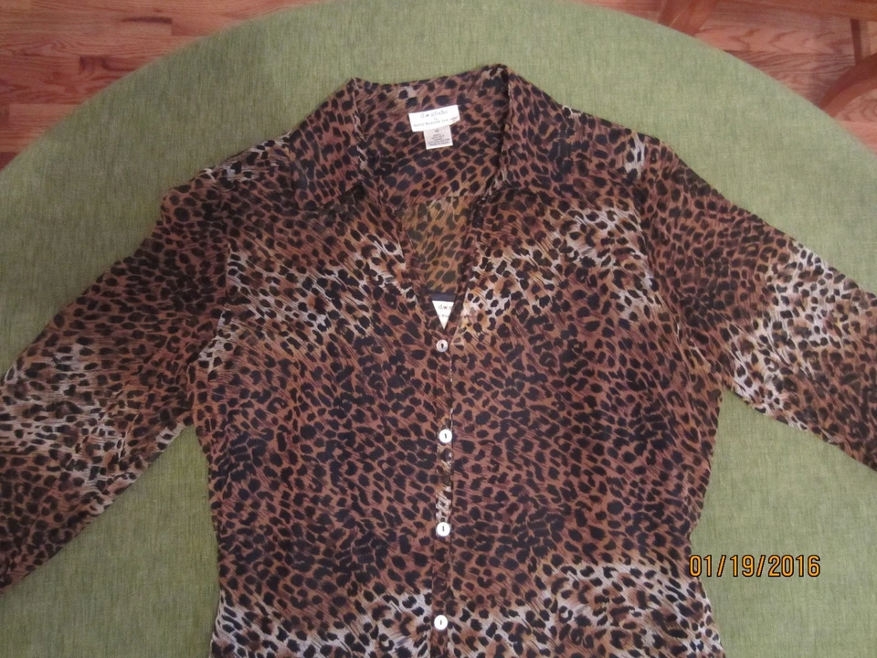 D.W. Vestido Camisa Studio David Warren 100% Seda Talla 12 Estampado Animal Usado en Excelente Condición Foto 2 de 4