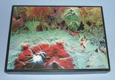 SPEKTRUM DER WISSENSCHAFT 1000 Teile Puzzle 'Eruption', Vulkan, Weltraumfoto