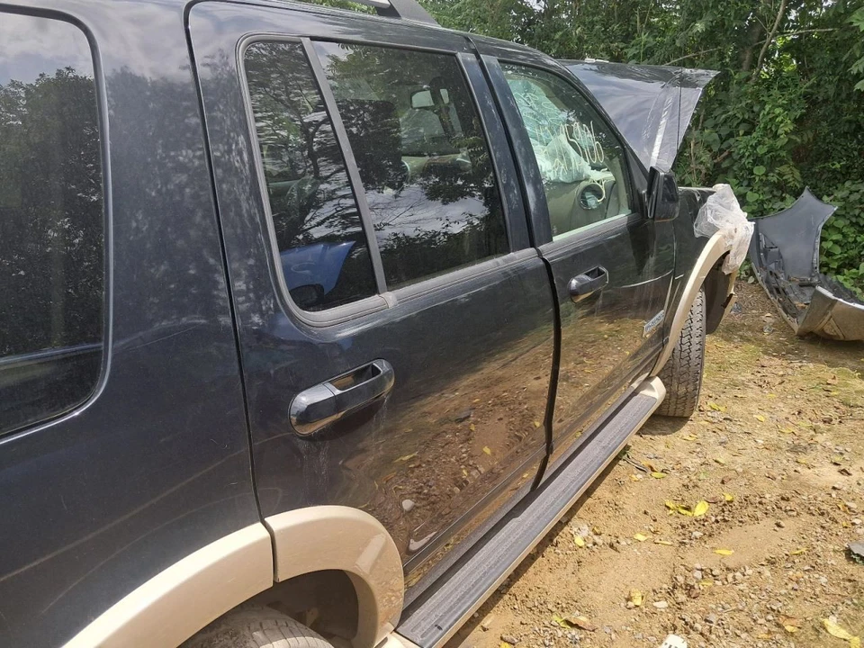 Moldura estrecha eléctrica para puerta lateral trasera de pasajero para 06-10 EXPLORER 2639130 Foto 2 de 2