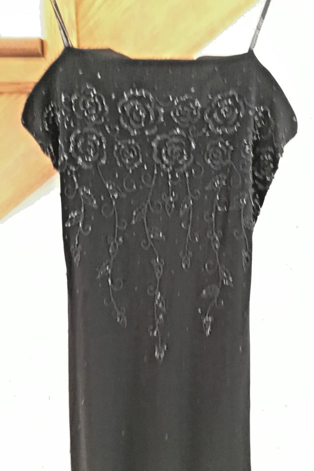 MUJERES NUEVO Juniors Vestido NEGRO CON CUENTAS SIN TIRANTES GRADUACIÓN DAMA DE HONOR FORMAL TALLA S 28" Foto 2 de 4