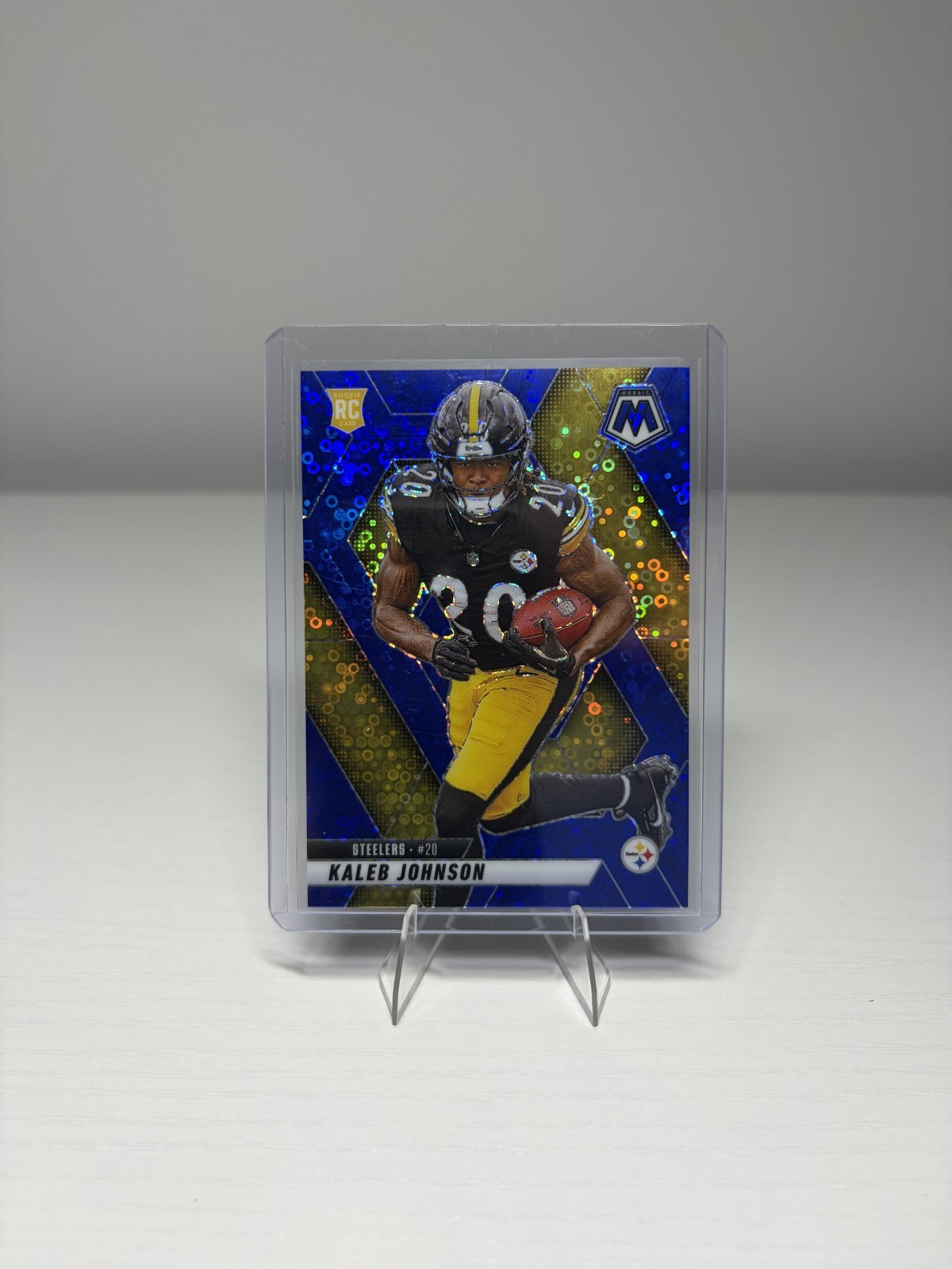 2025 Panini Mosaic Kaleb Johnson Mosaic Blue Prizm 90/99 RC #315 Steelers