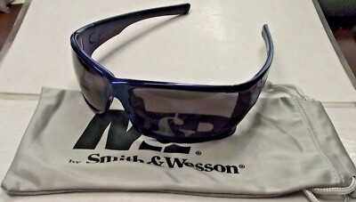 Smith & Wesson SW101-20-ID Performance Shooting Glasses – Blue Frame, Smoke Lens - View #3