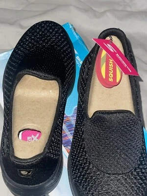 SKETCHERS skechers black goga max Slip On Shoes / Trainers Girls Size 1.5 US, 13.5 UK