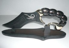 S0124 CUCHILLO DAGA ESCORPIÓN NEGRO OSCURO ESPADA DE MUERTE CON SOPORTE DE MESA 13.4"