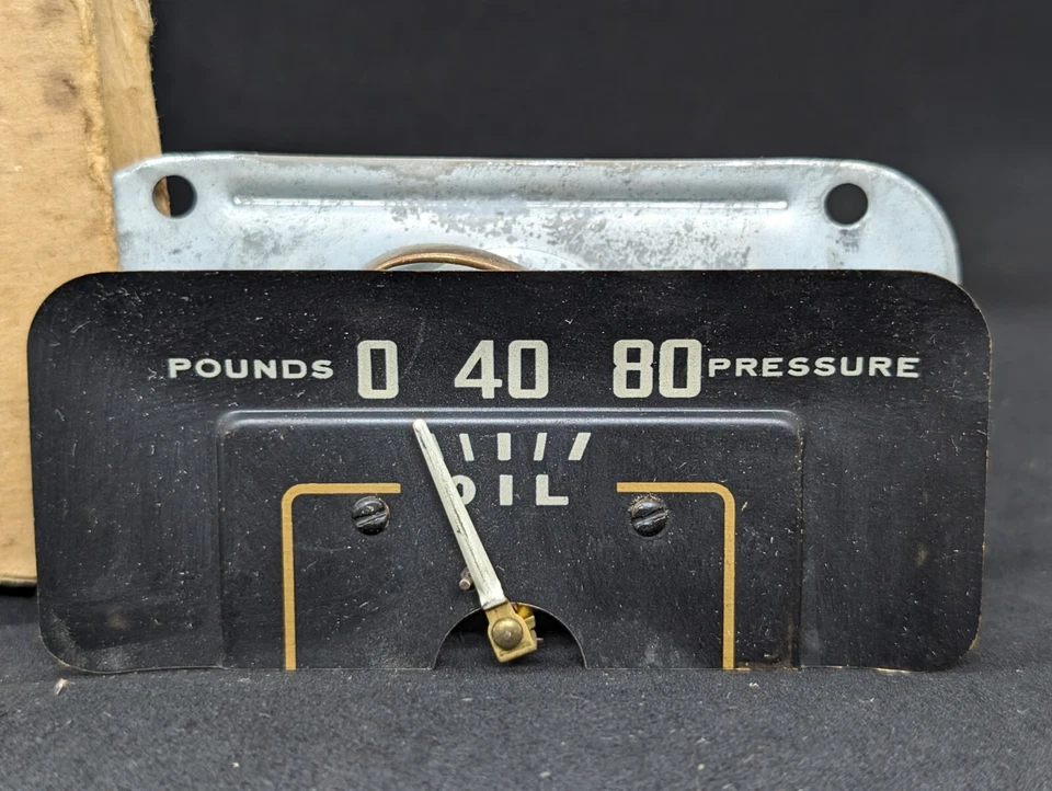 NOS 1949 DODGE CORONET WAYFARER MEADOWBROOK OIL PRESSURE INDICATOR DASH GAUGE - Image 3 of 4