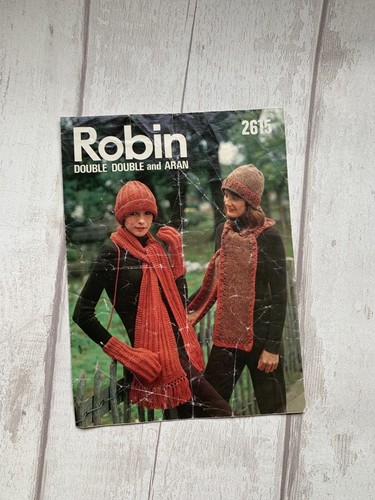 Vtg Robin 2615 Ladies Hat Mitts & Fingerless Gloves DK Knitting Pattern DK Aran - Picture 6 of 9