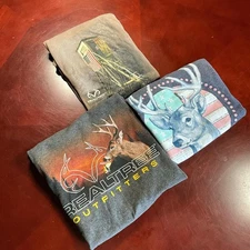 Mens Realtree Outdoors USA Hunting Graphic Tee Bundle (Large)