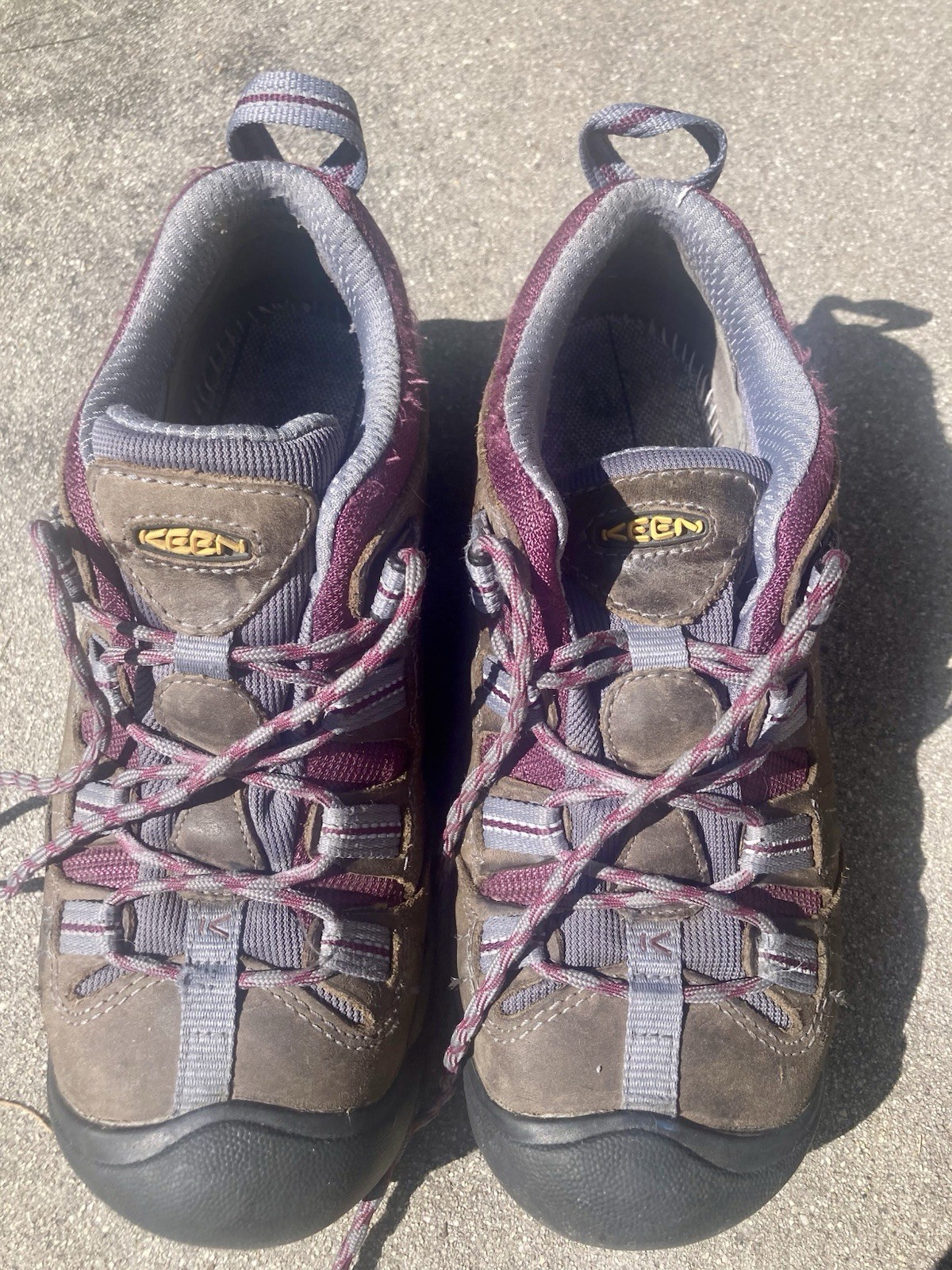 Scarpe KEEN da trekking in pizzo resistenti all'acqua in pelle grigio viola taglia US 8 38 5