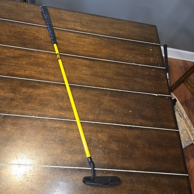 Momentus Putter Training Aid Right Handed Training Club 34.5'' 