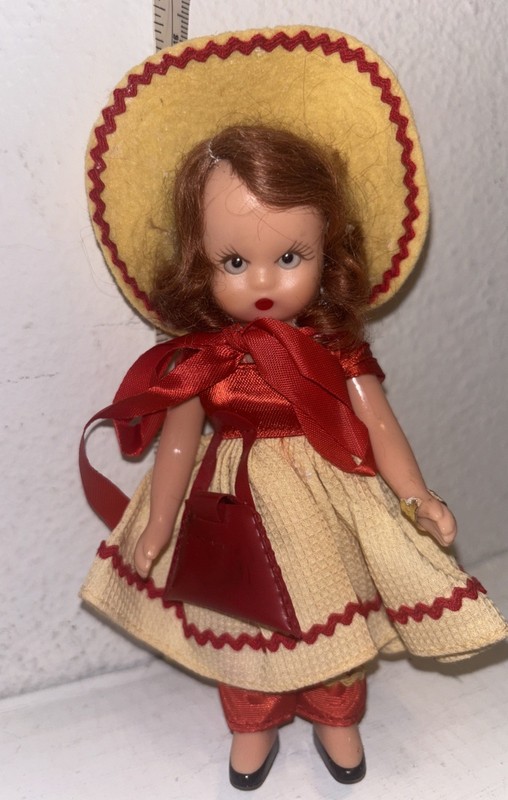 Nancy and storybook doll hard plastic sleep eyes Bit Of Wrist Tag Red Purse
