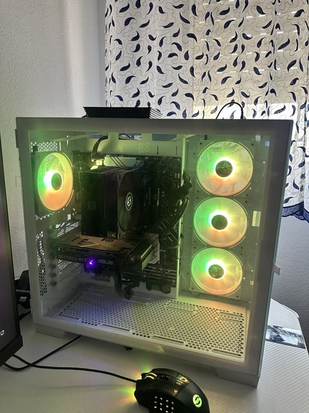 pc gaming blanco Opción De Comprar Junto Monitor MSI