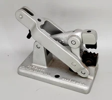 *RARE* Thomas & Betts STA-KON Bench Terminal Crimper tool 21060 5200-1, 2, USA