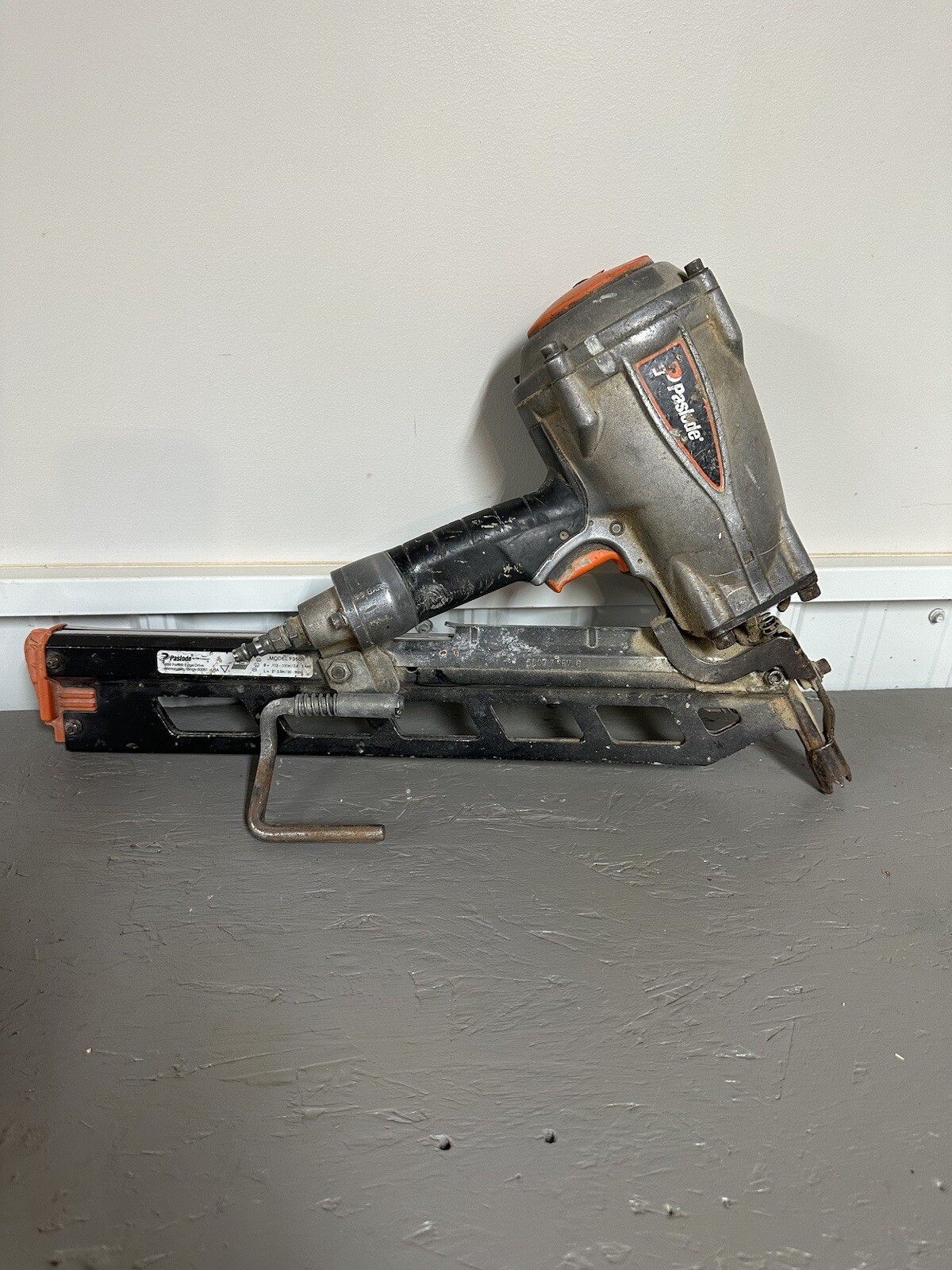 Paslode F350S Pneumatic 31/2" 30Degree ClippedHead Framing Nailer eBay