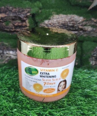 Veet Gold Vitamin C clean and clear Super Scrub