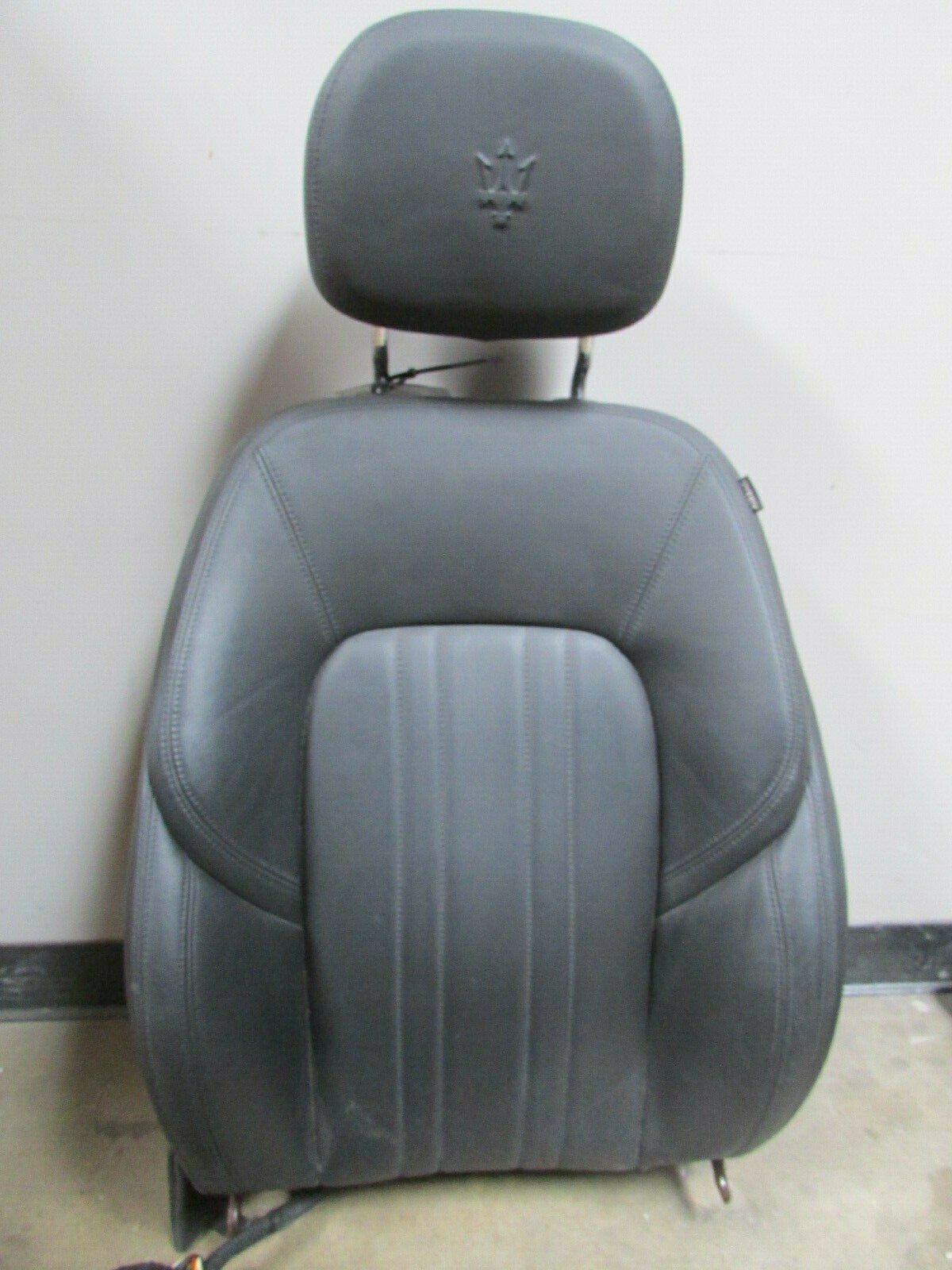 Maserati Ghibli, LH, Left Front Seat Cushions, Back and Bottom, Used