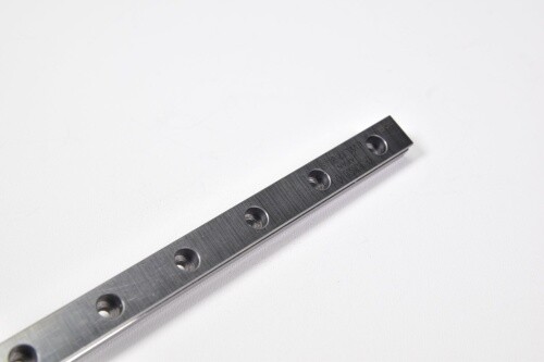 IKO LWL12 BCS, Linear Guide L=450mm With 2 Guide Cars - Picture 7 of 9